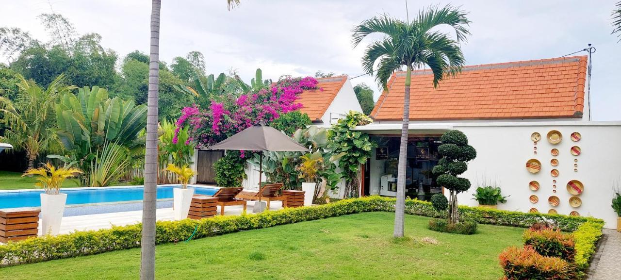 Bed and Breakfast The Edicha Lovina Esterno foto